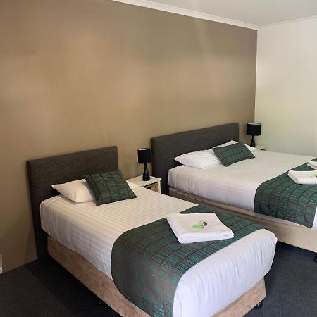 Artesian Spa Motel Moree Bagian luar foto